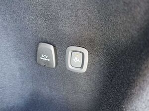 Volvo  Ultra T8 AWD/360°/AHK/HeadUP/B&W/BLIS/Pano