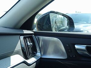 Volvo  Ultra T8 AWD/360°/AHK/HeadUP/B&W/BLIS/Pano