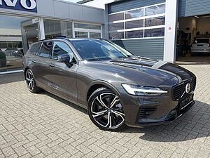 Volvo  Ultra T8 AWD/360°/AHK/HeadUP/B&W/BLIS/Pano