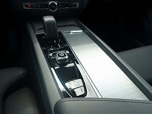 Volvo  CC Diesel Cross Country Plus/360°Cam/Standhz.