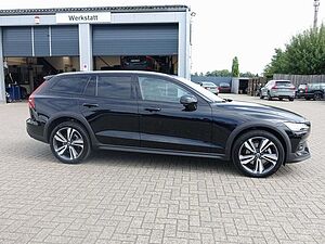 Volvo  CC Diesel Cross Country Plus/360°Cam/Standhz.