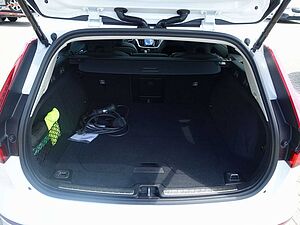 Volvo  T6 Ultra Dark AWD Pano/AHK/HUD/360°Cam
