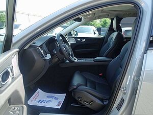 Volvo  Ultra B5 AWD Dark/360°Cam/HeadUp/B&W/Massag