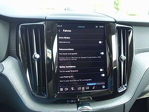 Volvo  Ultra B5 AWD Dark/360°Cam/HeadUp/B&W/Massag