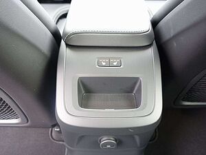 Volvo  Ultra Dark T6 AWD Plug-in Hybrid HUD/B&W