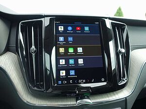 Volvo  Ultra Dark T6 AWD Plug-in Hybrid HUD/B&W