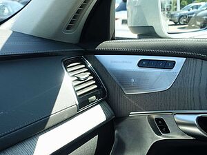 Volvo  Recharge Ultimate Bright T8 AWD PANO/B&W