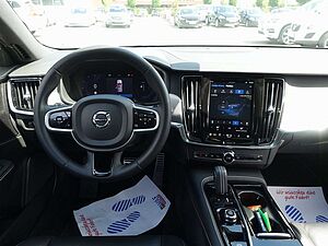 Volvo  T6 AWD Recharge R-Design/Kamera/AHK/H&K/BLS