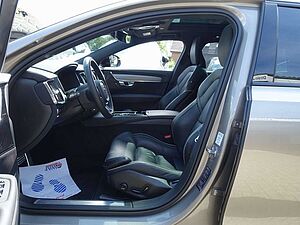 Volvo  T6 AWD Recharge R-Design/Kamera/AHK/H&K/BLS