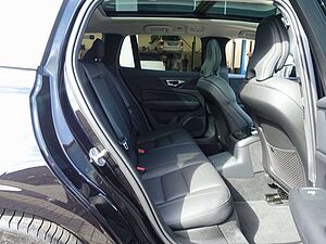 Volvo  Ultra T6 AWD Dark/AHK/Pano/H&K/BLIS/