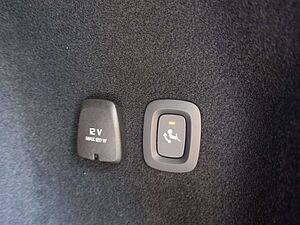 Volvo  Ultra T6 AWD Dark/AHK/Pano/H&K/BLIS/