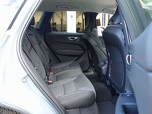 Volvo  Core B4 Mild-Hybrid/BLIS/AHK/Kamera/Carplay