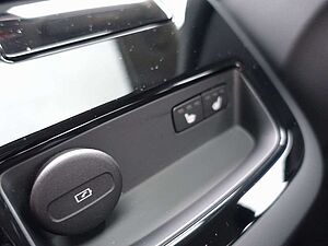 Volvo  Recharge Ultimate T8 AWD/B&W/HeadUP/Massage