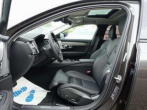 Volvo  Recharge Ultimate T8 AWD/B&W/HeadUP/Massage