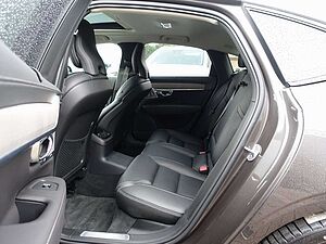 Volvo  Recharge Ultimate T8 AWD/B&W/HeadUP/Massage