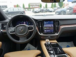 Volvo  Ultra Dark T6 AWD/Massage/AHK/B&W/360°/BLIS