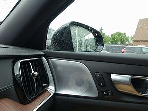 Volvo  Ultra Dark T6 AWD/Massage/AHK/B&W/360°/BLIS