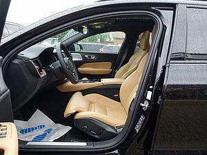 Volvo  Ultra Dark T6 AWD/Massage/AHK/B&W/360°/BLIS