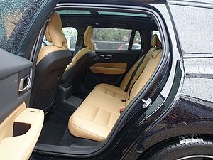 Volvo  Ultra Dark T6 AWD/Massage/AHK/B&W/360°/BLIS