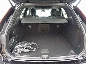 Volvo  Black Edition Ultra T6 AWD/B&W/HeadUP/FourC
