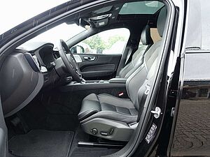 Volvo  Black Edition Ultra T6 AWD/B&W/HeadUP/FourC
