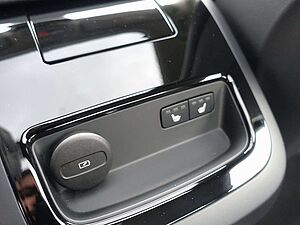 Volvo  Recharge Ultimate T8 AWD/Massage/B&W/360°
