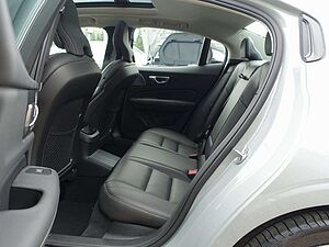 Volvo  Recharge Ultimate T8 AWD/Massage/B&W/360°