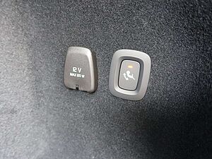 Volvo  Ultra T6 AWD/Massage/B&W/360°/AHK/HeadUP/BLS