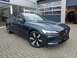 Volvo  Ultra T6 AWD/Massage/B&W/360°/AHK/HeadUP/BLS