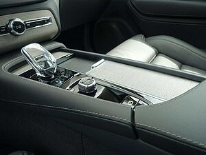 Volvo  Recharge Ultimate T8 AWD/Massage/Pano/B&W