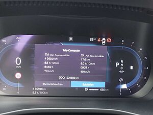 Volvo  Core B3 Mild-Hybrid/Kamera/Pilot/Memory/LED