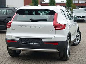 Volvo  Core B3 Mild-Hybrid/Kamera/Pilot/Memory/LED