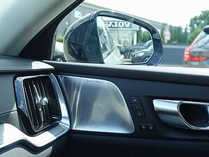 Volvo  Recharge Ultimate T8 AWD/Massage/360°/B&W