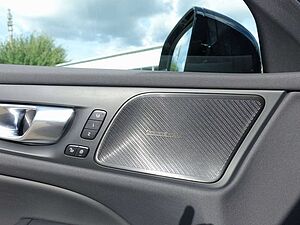 Volvo  Plus T6 AWD Plug-in Hybrid/Pano/360°/AHK