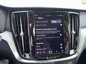 Volvo  Plus T6 AWD Plug-in Hybrid/Pano/360°/AHK