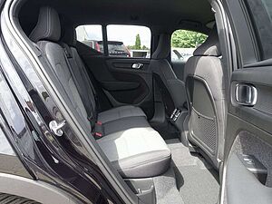 Volvo  B4 Mild-Hybrid Plus Dark/360°/H&K/Memory