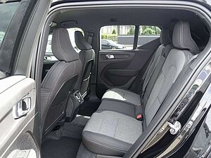 Volvo  B4 Mild-Hybrid Plus Dark/360°/H&K/Memory