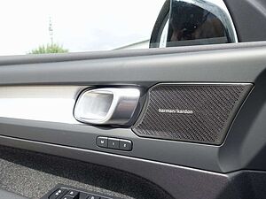 Volvo  B4 Mild-Hybrid Plus Dark/360°/H&K/Memory
