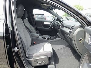 Volvo  B4 Mild-Hybrid Plus Dark/360°/H&K/Memory