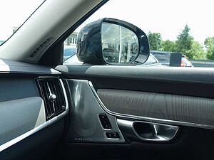 Volvo  Ultimate B5 AWD/B&W/Massage