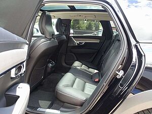 Volvo  Ultimate B5 AWD/B&W/Massage