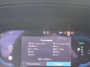 Volvo  Ultra Dark T6 AWD Plug-in Hybrid B&W/AHK/360