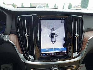Volvo  Ultra Dark T6 AWD Plug-in Hybrid B&W/AHK/360