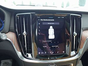 Volvo  Ultra Dark T6 AWD Plug-in Hybrid B&W/AHK/360