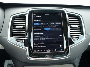 Volvo  Plus Bright T8 AWD HUD/B&W/FOUR-C/AHK/360