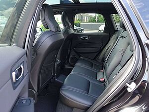 Volvo  Black Edition Plus T8 AWD/360°Cam/HeadUp