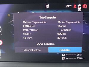 Volvo  Plus Bright T8 AWD PANO/B&W/FOUR-C/AHK/BLIS
