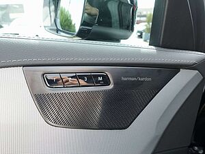 Volvo  Ultra T8 AWD Plug-in Hybrid/Kamera/HeadUp