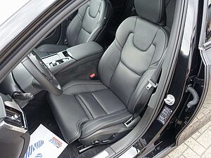 Volvo  Recharge Ultimate T8 AWD B&W/HUD/SHD/360°