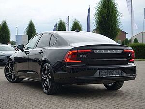 Volvo  Recharge Ultimate T8 AWD B&W/HUD/SHD/360°